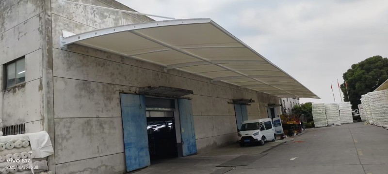 如何选择临平区遮阳篷公司？膜结构车棚行业现状与优质公司推荐-1